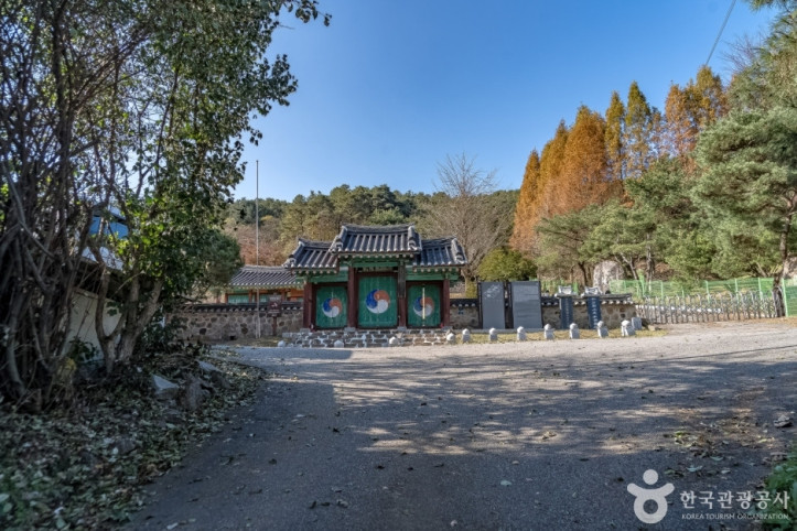 충렬서원 여행 추천 - 메고지고