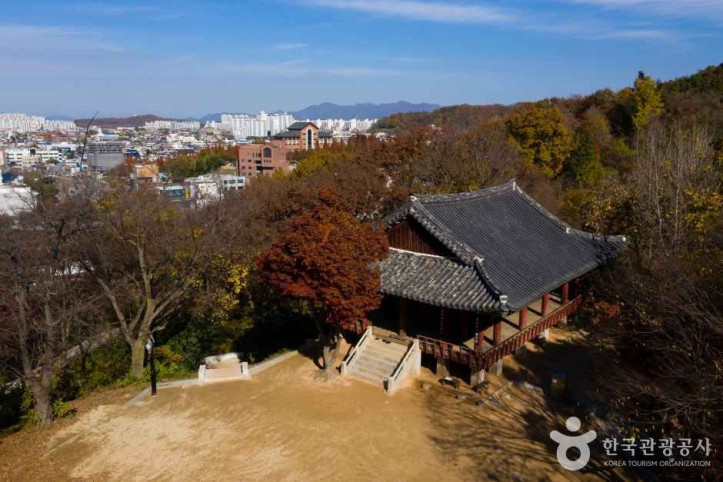 오목대와 이목대 여행 추천 - 메고지고