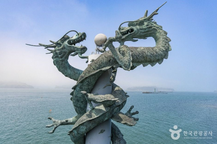 삼천포대교공원 여행 추천 - 메고지고