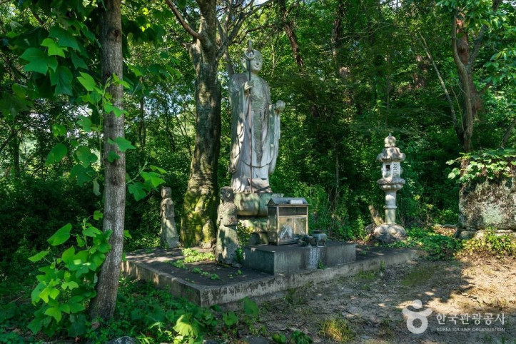 원흥석불입상 여행 추천 - 메고지고