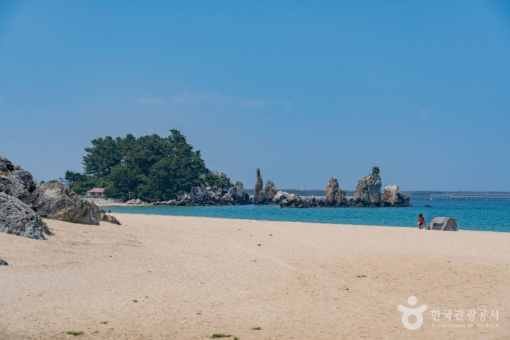 증산해변 여행 추천 - 메고지고