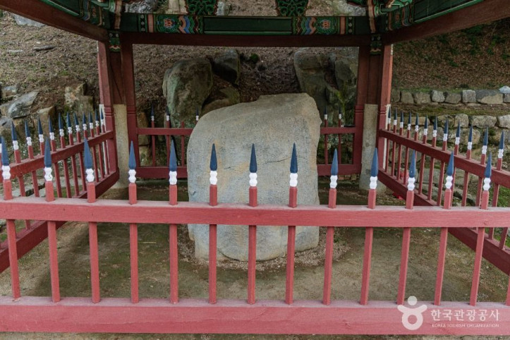 사천 흥사리 매향비 여행 추천 - 메고지고