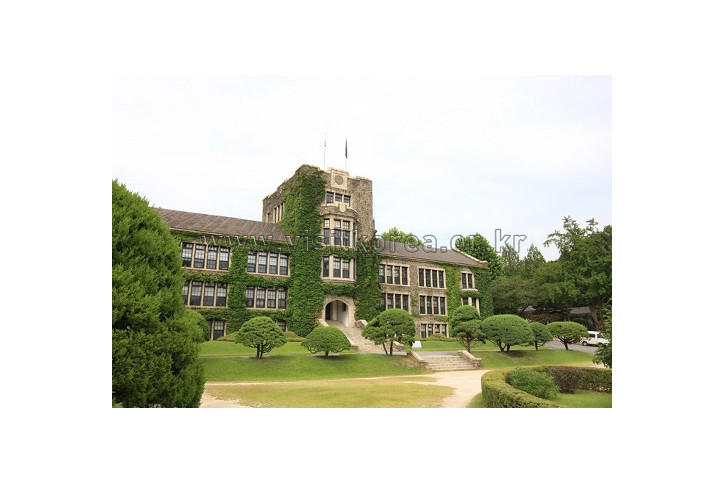 서울 연세대학교 언더우드관 여행 추천 - 메고지고