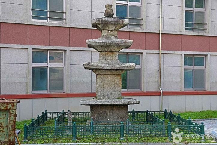 순화리 삼층석탑 여행 추천 - 메고지고