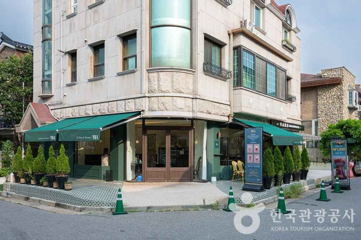 앤티크거리 보넷길 여행 추천 - 메고지고