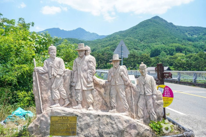 사효자굴 여행 추천 - 메고지고