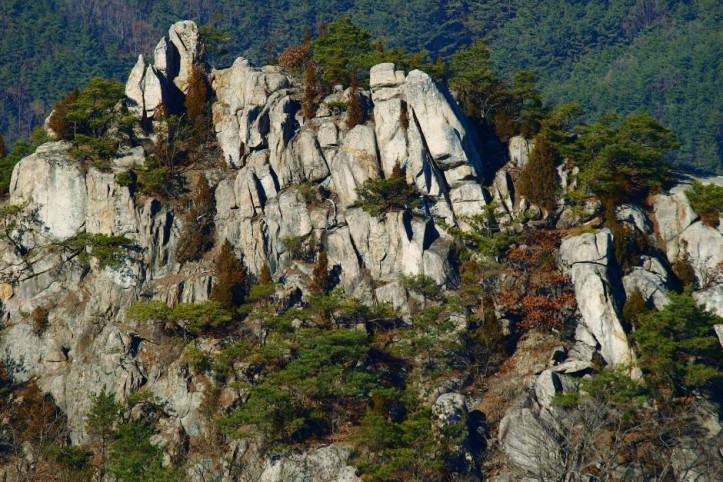 월여산 여행 추천 - 메고지고