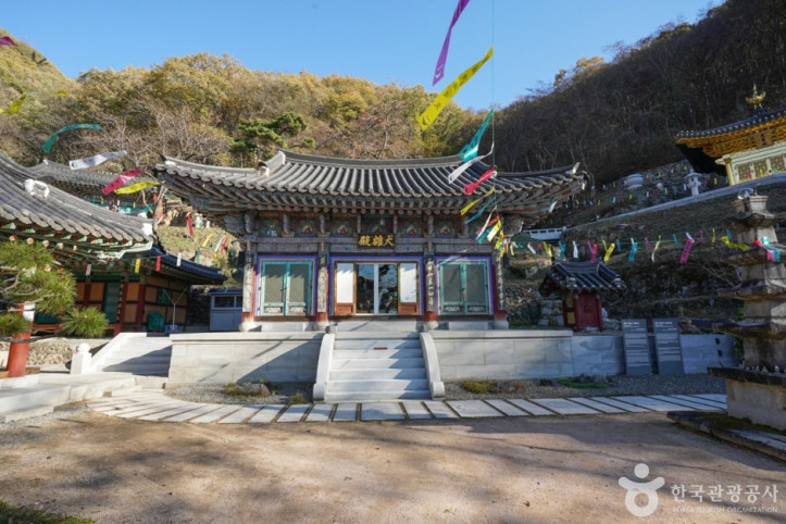 장춘사(함안) 여행 추천 - 메고지고