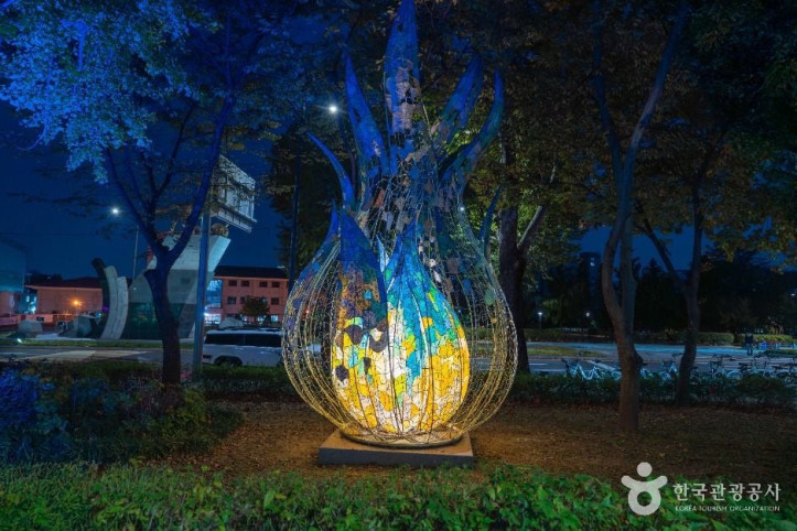 노원 불빛정원 여행 추천 - 메고지고