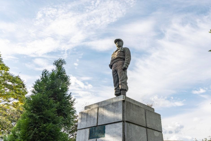 존비코올터장군상 여행 추천 - 메고지고