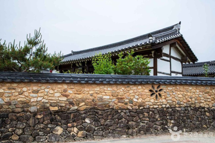 거창 황산마을 옛 담장 여행 추천 - 메고지고