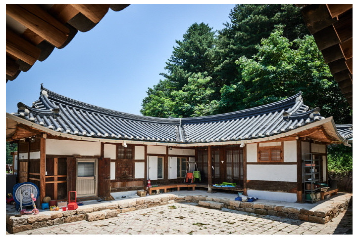 춘천최재근가옥 여행 추천 - 메고지고