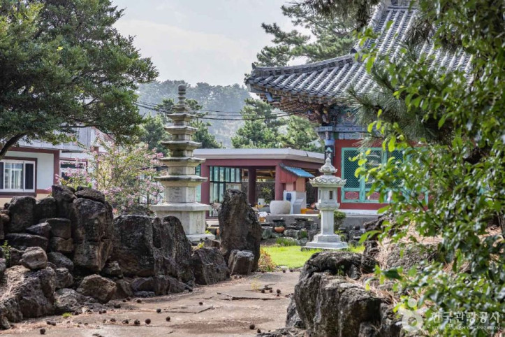 금룡사(제주) 여행 추천 - 메고지고