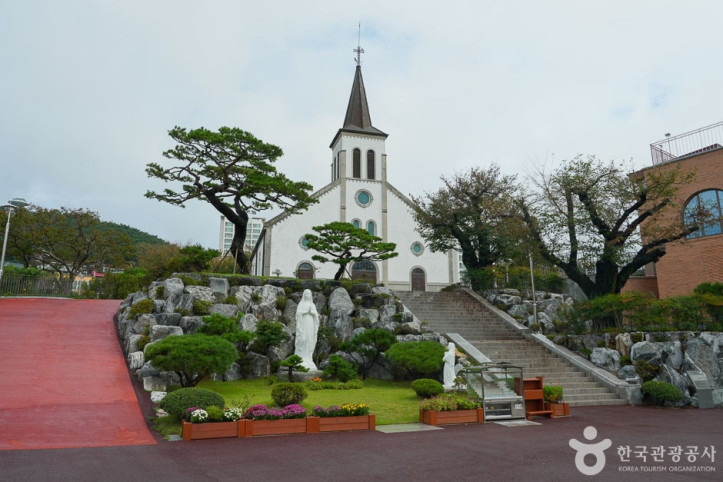 서산 동문동 성당 여행 추천 - 메고지고