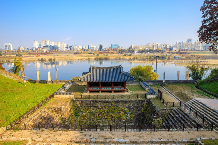 공산성연지 여행 추천 - 메고지고