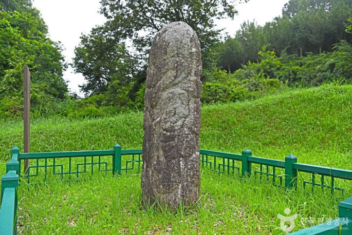 창덕리 남근석 여행 추천 - 메고지고