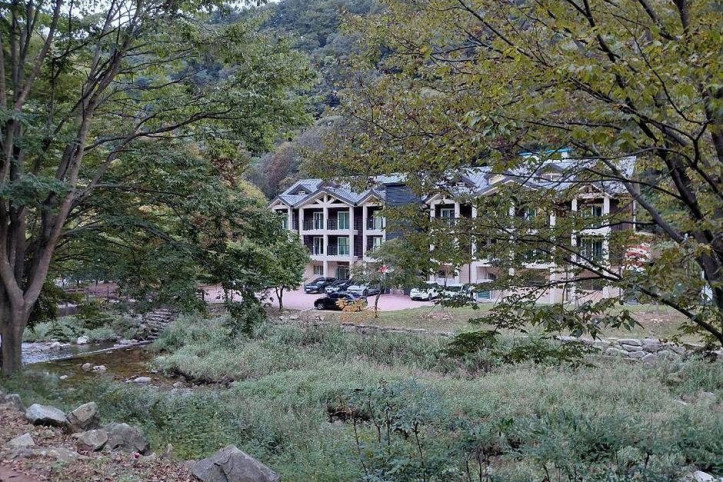 방화동자연휴양림·가족휴가촌 여행 추천 - 메고지고