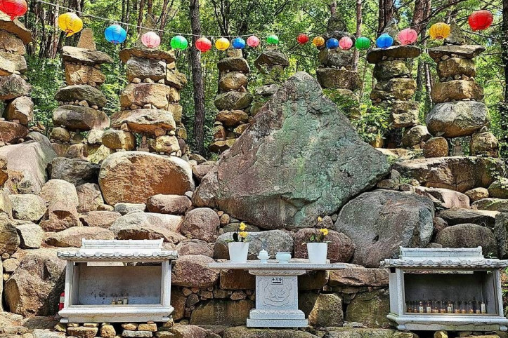 천불천탑 여행 추천 - 메고지고