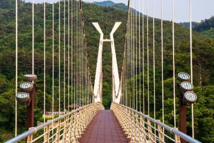 대황강출렁다리 여행 추천 - 메고지고