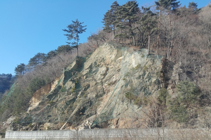 화천 백립암복합체 (강원평화지역 국가지질공원) 여행 추천 - 메고지고