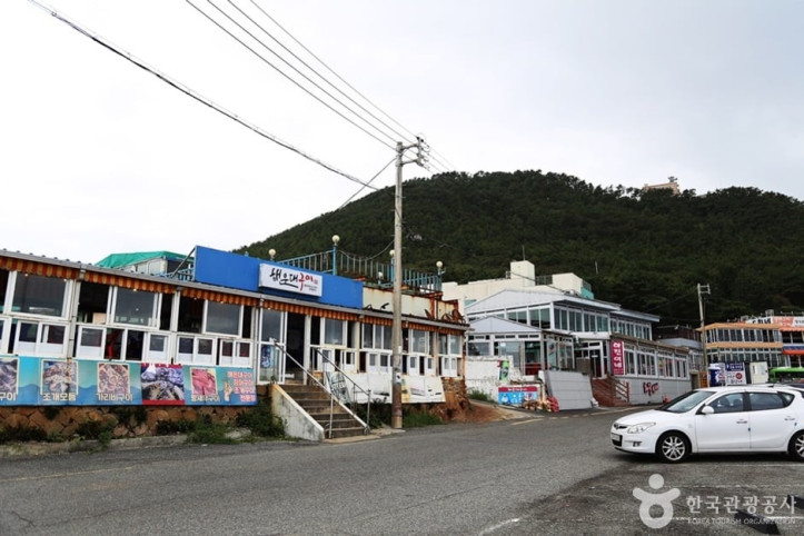 청사포 횟집촌 여행 추천 - 메고지고