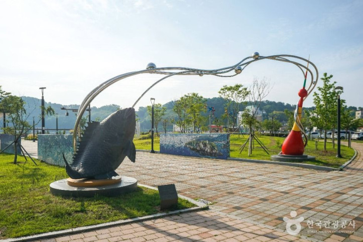 능포수변공원 여행 추천 - 메고지고
