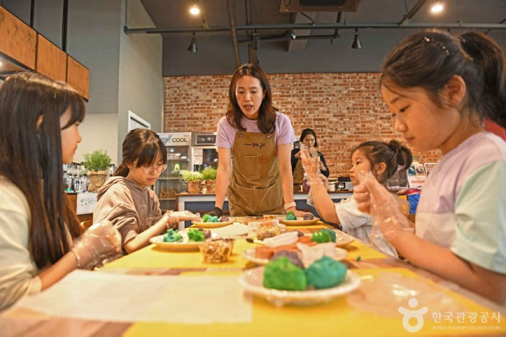 카페 방림별곡 여행 추천 - 메고지고