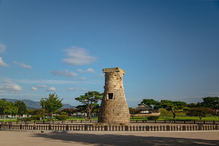 경주 첨성대 여행 추천 - 메고지고