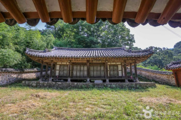 월봉서원·빙월당 여행 추천 - 메고지고