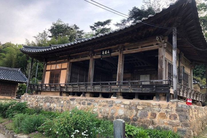 예천 예천권씨 초간공파 종택 및 예천권씨 초간종택 별당 여행 추천 - 메고지고