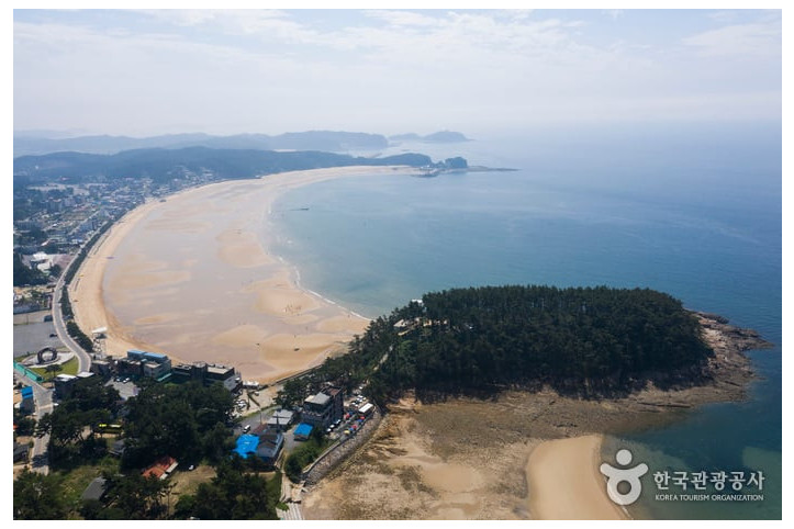 만리포해수욕장 여행 추천 - 메고지고