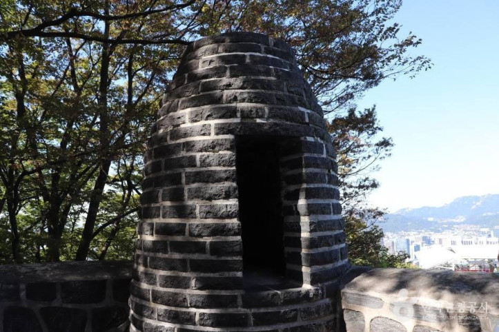 목멱산 봉수대 터 여행 추천 - 메고지고