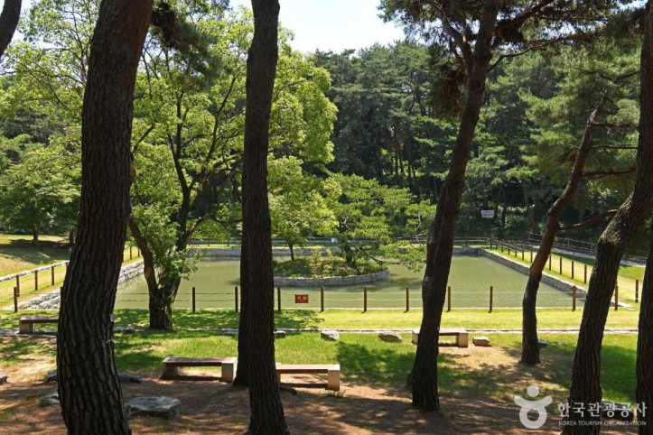 아산 이충무공묘 여행 추천 - 메고지고