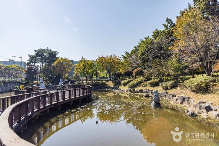 궁동저수지 생태공원 여행 추천 - 메고지고