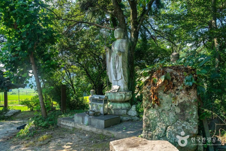 원흥석불입상 여행 추천 - 메고지고