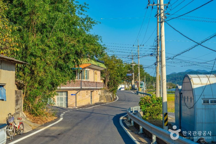 북방마을 여행 추천 - 메고지고