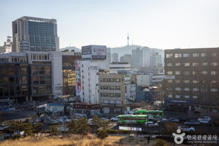 흥인지문공원 여행 추천 - 메고지고
