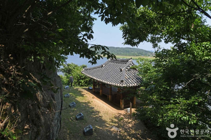 부산각서석 여행 추천 - 메고지고