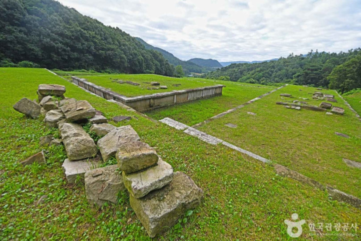 충주 숭선사지 여행 추천 - 메고지고