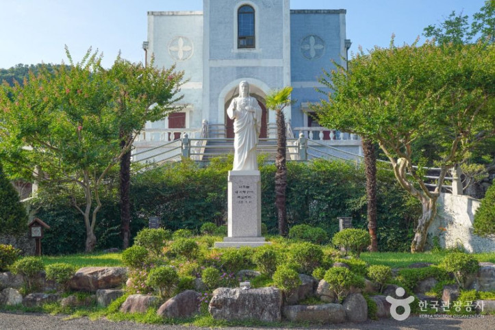 문산성당 여행 추천 - 메고지고