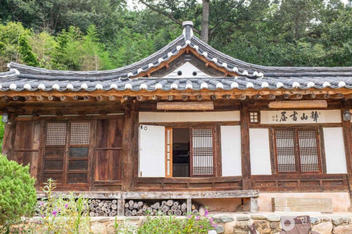 서벽고택 여행 추천 - 메고지고