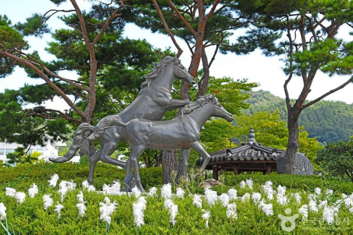철마공원 여행 추천 - 메고지고