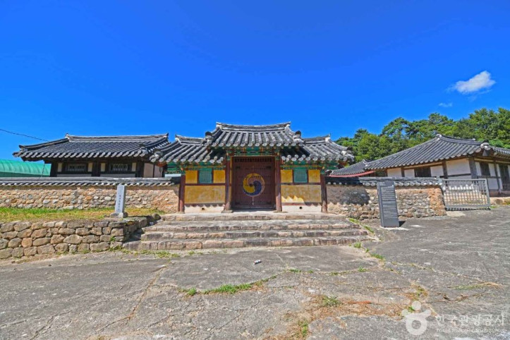 수암서원 여행 추천 - 메고지고