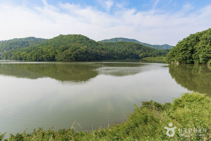 발랑저수지 여행 추천 - 메고지고