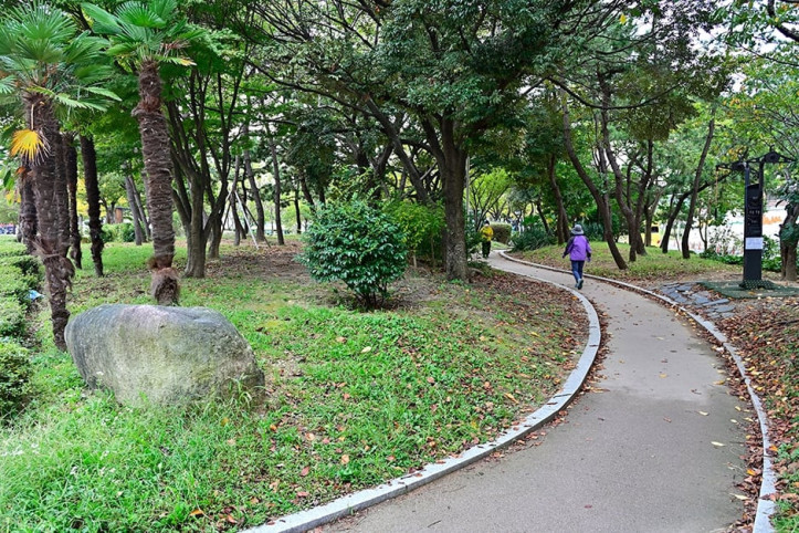 통일아시아드 공원 여행 추천 - 메고지고