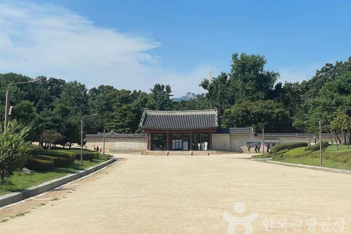 종묘광장공원 여행 추천 - 메고지고