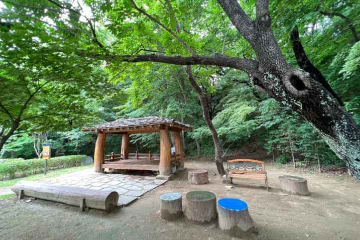 냉천공원 여행 추천 - 메고지고