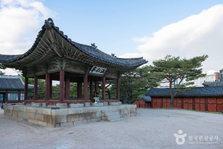 창경궁 여행 추천 - 메고지고