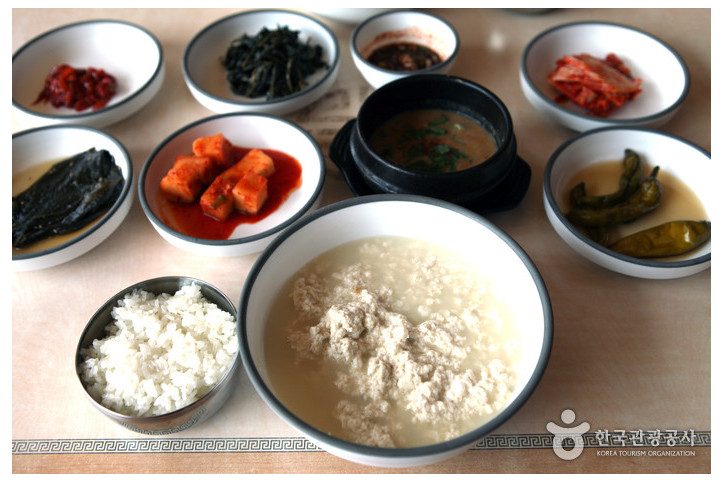 학사평 콩꽃마을 순두부촌 여행 추천 - 메고지고