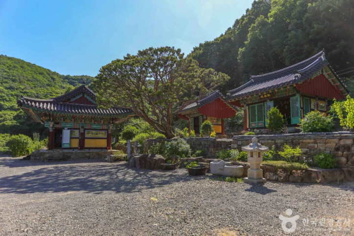 신흥사(군위) 여행 추천 - 메고지고